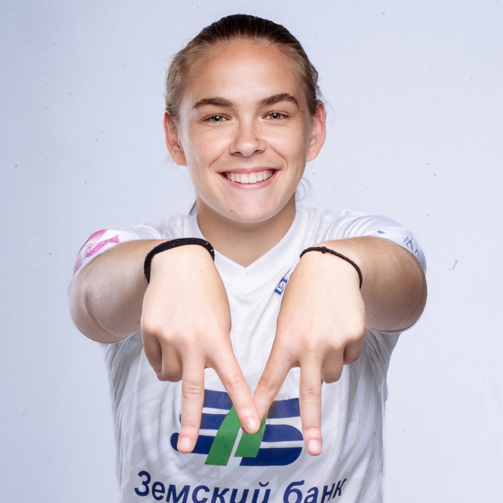 Anastasija Ćirić &ndash; striker and No. 10 at Krylya Sovetov