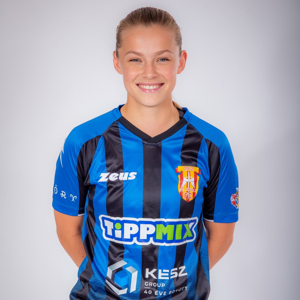 Anita Horvath &ndash; Romanian-Hungarian winger at St. Mih&aacute;ly