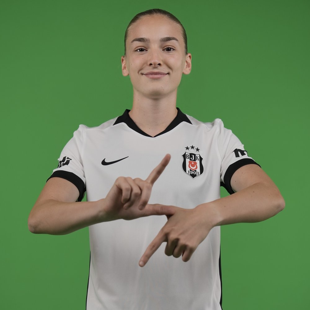 Milica Popović &ndash; Serbian striker at Beşiktaş